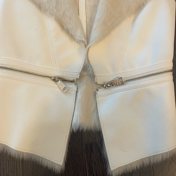 Reversible faux leather and fur vest - Picture 8 of 8